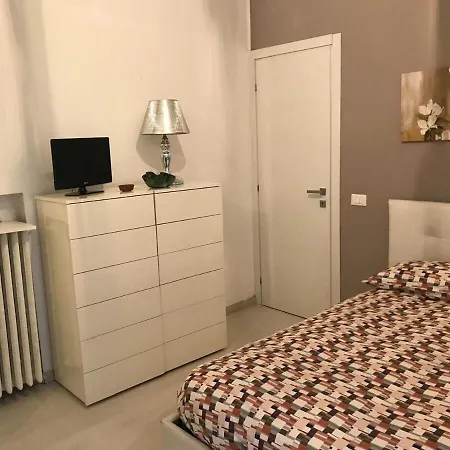 Bilo Con Terrazzo Certosa 34 Appartamento *