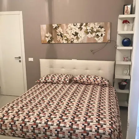 Bilo Con Terrazzo Certosa 34 Appartamento
