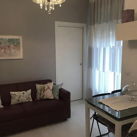 Bilo Con Terrazzo Certosa 34 Milano